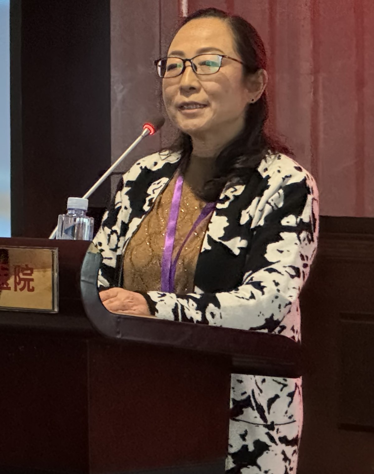 马宏生主任在2023年内蒙古自治区仪式协会妇产科分会学术年会中进行学术讲座